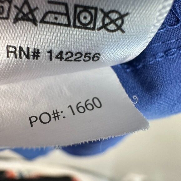 FIGS Womens Casma Scrub Top Size Large Ceil Blue - Picture 4 of 5